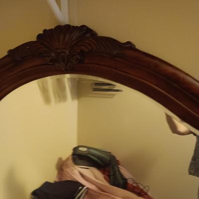 12 DRAWER DRESSER W/FELT LINED TOP DRAWERS & A BEVELED MATCHING MIRROR