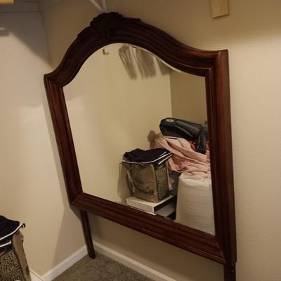 12 DRAWER DRESSER W/FELT LINED TOP DRAWERS & A BEVELED MATCHING MIRROR