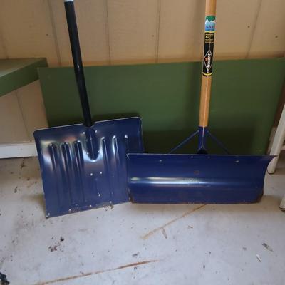 Heavy-Duty Snow Shovels – Arctic Blast & Yukon – Metal Blades
