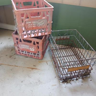 Vintage Milk Crates Lot – Dairy Fresh, Marigold Foods, Wire Bottle Carrier