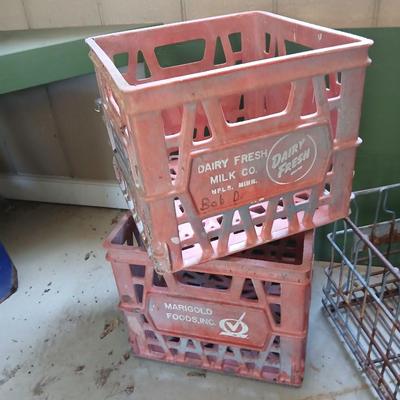 Vintage Milk Crates Lot – Dairy Fresh, Marigold Foods, Wire Bottle Carrier