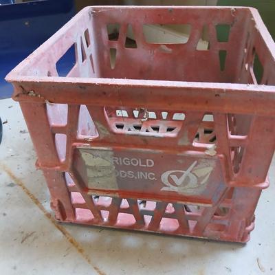 Vintage Milk Crates Lot – Dairy Fresh, Marigold Foods, Wire Bottle Carrier