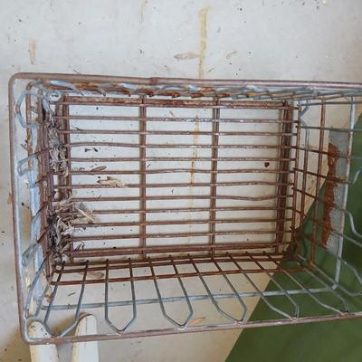 Vintage Milk Crates Lot – Dairy Fresh, Marigold Foods, Wire Bottle Carrier