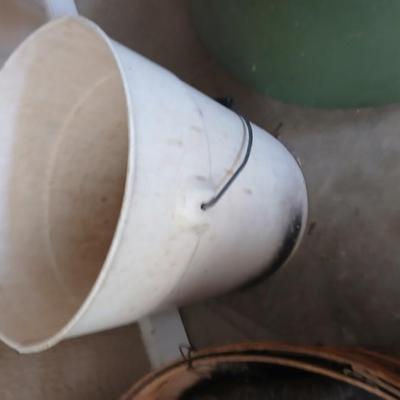 Garden & Landscaping Lot – EZ Straw, Hose, Landscape Pins, Hangers & More