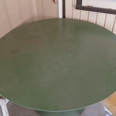 Vintage Director Chairs & Pedestal Patio Table Set