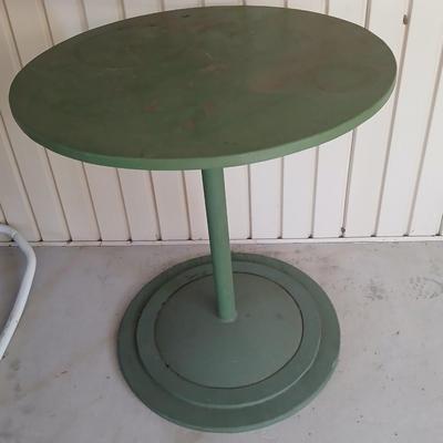Vintage Industrial-Style Wooden patio Side Table – Green Finish