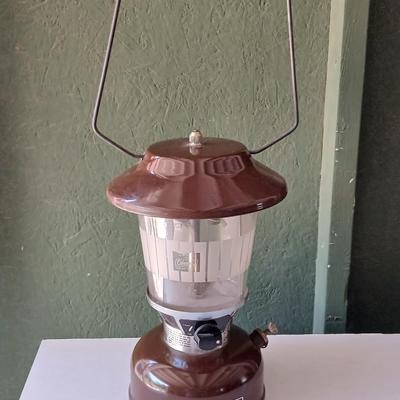 Vintage Coleman Model 275 Lantern – Brown