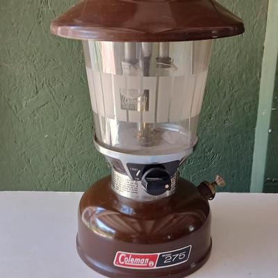 Vintage Coleman Model 275 Lantern – Brown