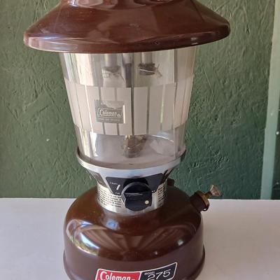 Vintage Coleman Model 275 Lantern – Brown