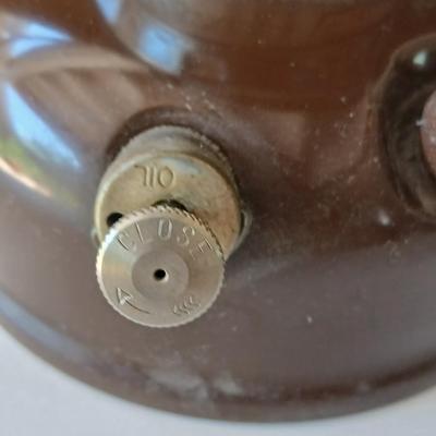 Vintage Coleman Model 275 Lantern – Brown
