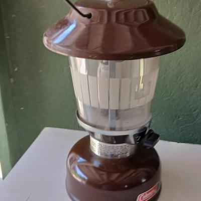 Vintage Coleman Model 275 Lantern – Brown