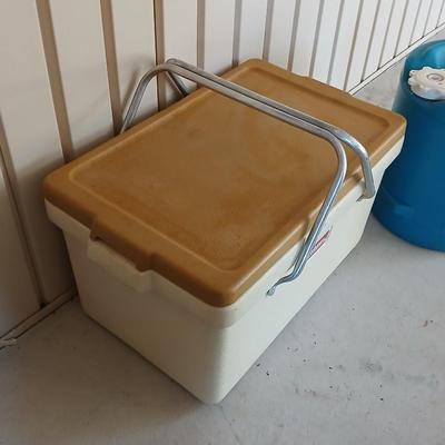 Vintage Coleman Cooler & Reliance Aqua-Tainer Water Jug RETRO Camping!