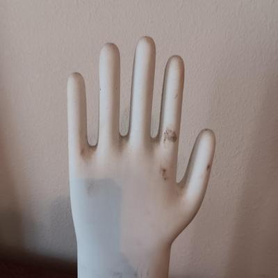 ROSENTHAL TECHNIK GERMANY GLAZED PORCELAIN GLOVE MOLD