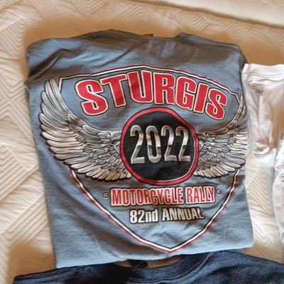 HARLEY DAVIDSON LEATHER BELT (38) STURGIS AND V-NECK TSHIRTS (XL)