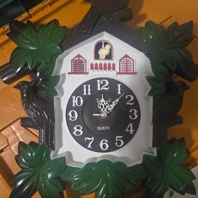 Vintage plastic cuckoo clock