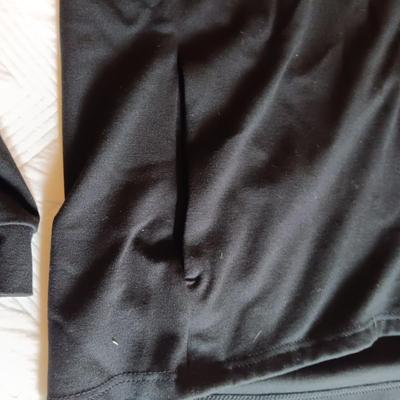 MEN'S FULL ZIP HOODIE (XXL) & WRANGLER CARPENTER JEANS (36 X 30)