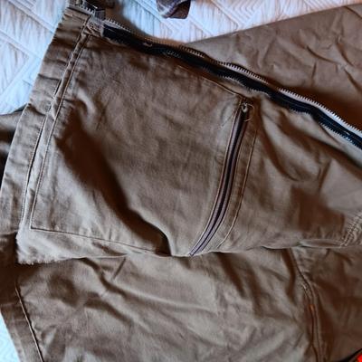 MEN'S CABELA'S OUTDOOR GEAR HUNTING JACKET WITH REMOVABLE SLEEVES (XL)