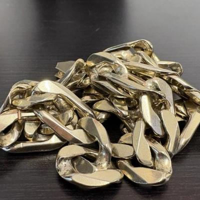 14 k gold necklace Italy BROKEN
