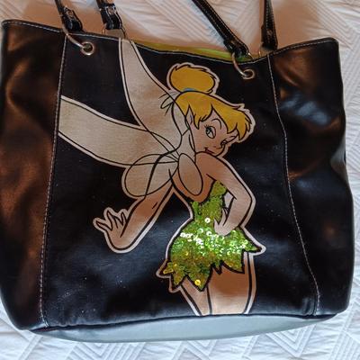 LADIES KHOMBU BOOTS (8), TINKERBELL BAG AND GLOVES
