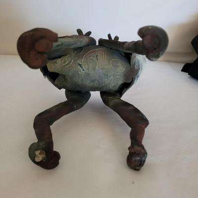 Majestic Creature Sculpture (LE-BM)