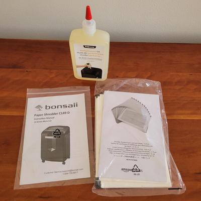 Two Paper Shredders (BR2-EL)