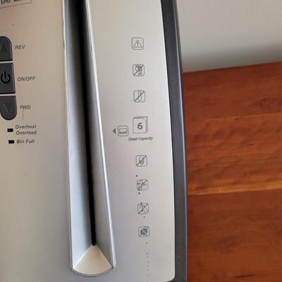 Two Paper Shredders (BR2-EL)