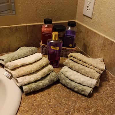 WASH CLOTHS, BATH SALTS AND VICTORIA SECRETS LOVE SPELL