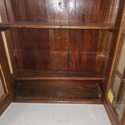 Trinket cabinet