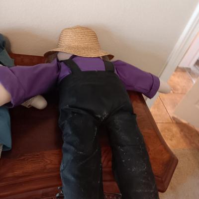 FACELESS AMISH PLUSH DOLLS