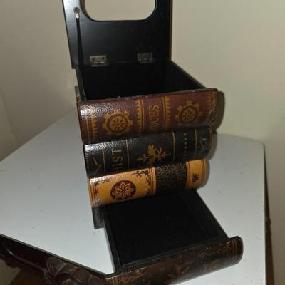Decorative tissue box with storage drawer