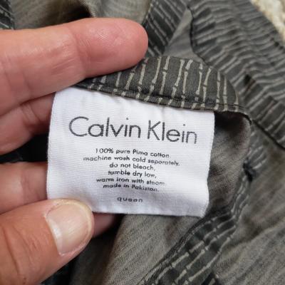 Queen Bedding by Calvin Klein, Brookline, Handmade Quilt and More! (BR3-KD)