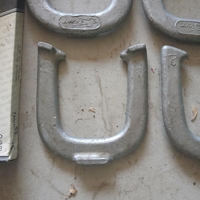 Outdoor Sports & Recreation Gear – Footballs, Horseshoes, Pool Noodles & More