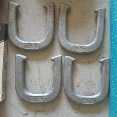 Outdoor Sports & Recreation Gear – Footballs, Horseshoes, Pool Noodles & More