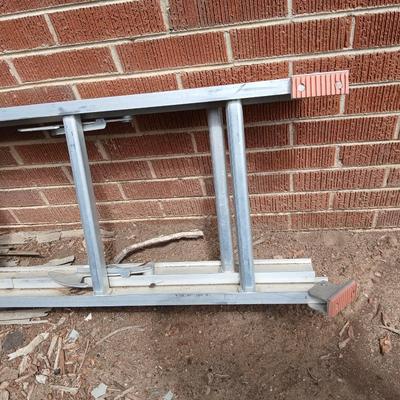 Aluminum Extension Ladder – United States of America Brand – 24 ft