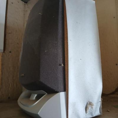 Working - but not pretty - Audiovox 5-CD Home Stereo System with Speakers