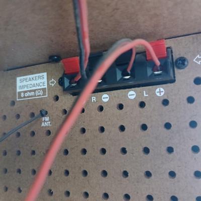 Working - but not pretty - Audiovox 5-CD Home Stereo System with Speakers