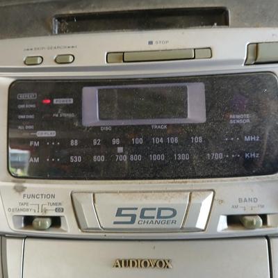 Working - but not pretty - Audiovox 5-CD Home Stereo System with Speakers
