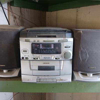 Working - but not pretty - Audiovox 5-CD Home Stereo System with Speakers