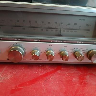 Panasonic SE-3170D Hi-Fi Stereo Receiver / turntable with Speakers