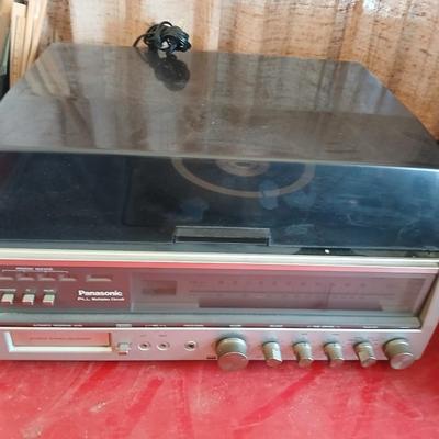 Panasonic SE-3170D Hi-Fi Stereo Receiver / turntable with Speakers