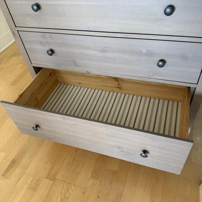 Gray Three Drawer Dresser (LE-BM)