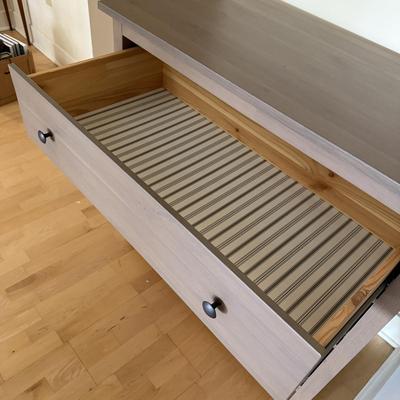 Gray Three Drawer Dresser (LE-BM)