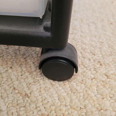 Art Supplies, Plastic Drawers, and Metal Table Lamp (BR2-EL)