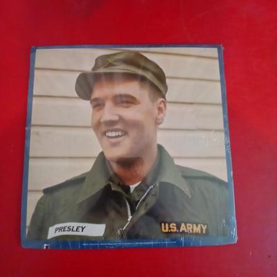 SEALED 1960 Elvis Presley Elvis Is Back! Vinyl LP – RCA LSP-2231 Stereo LP Album nice record! copyright 1960