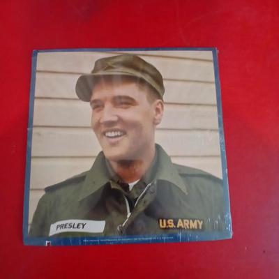SEALED 1960 Elvis Presley Elvis Is Back! Vinyl LP – RCA LSP-2231 Stereo LP Album nice record! copyright 1960