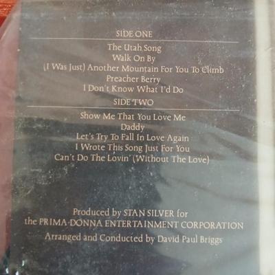 2 Donna Fargo Vinyl LPs – "Just for You" & "Superman"