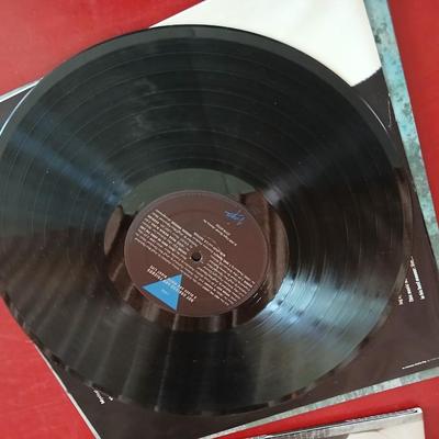 2 Vinyl Records – Michael Jackson & Roy Orbison