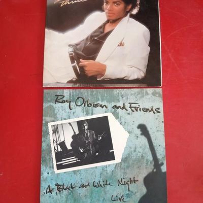 2 Vinyl Records – Michael Jackson & Roy Orbison