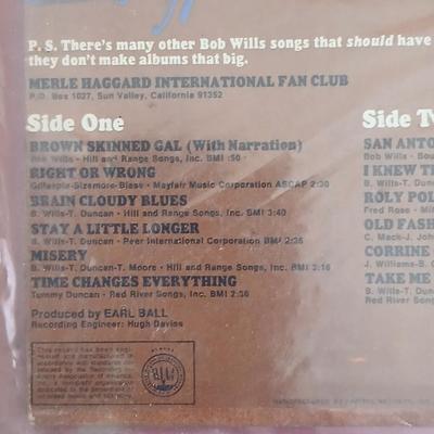 3 Vintage Outlaw Country Vinyl Records – Willie Nelson, Waylon Jennings, Merle Haggard