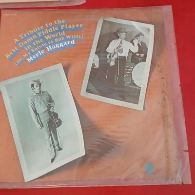 3 Vintage Outlaw Country Vinyl Records – Willie Nelson, Waylon Jennings, Merle Haggard